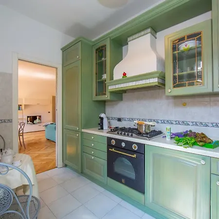 Sleeps 4 Wifi Appartement